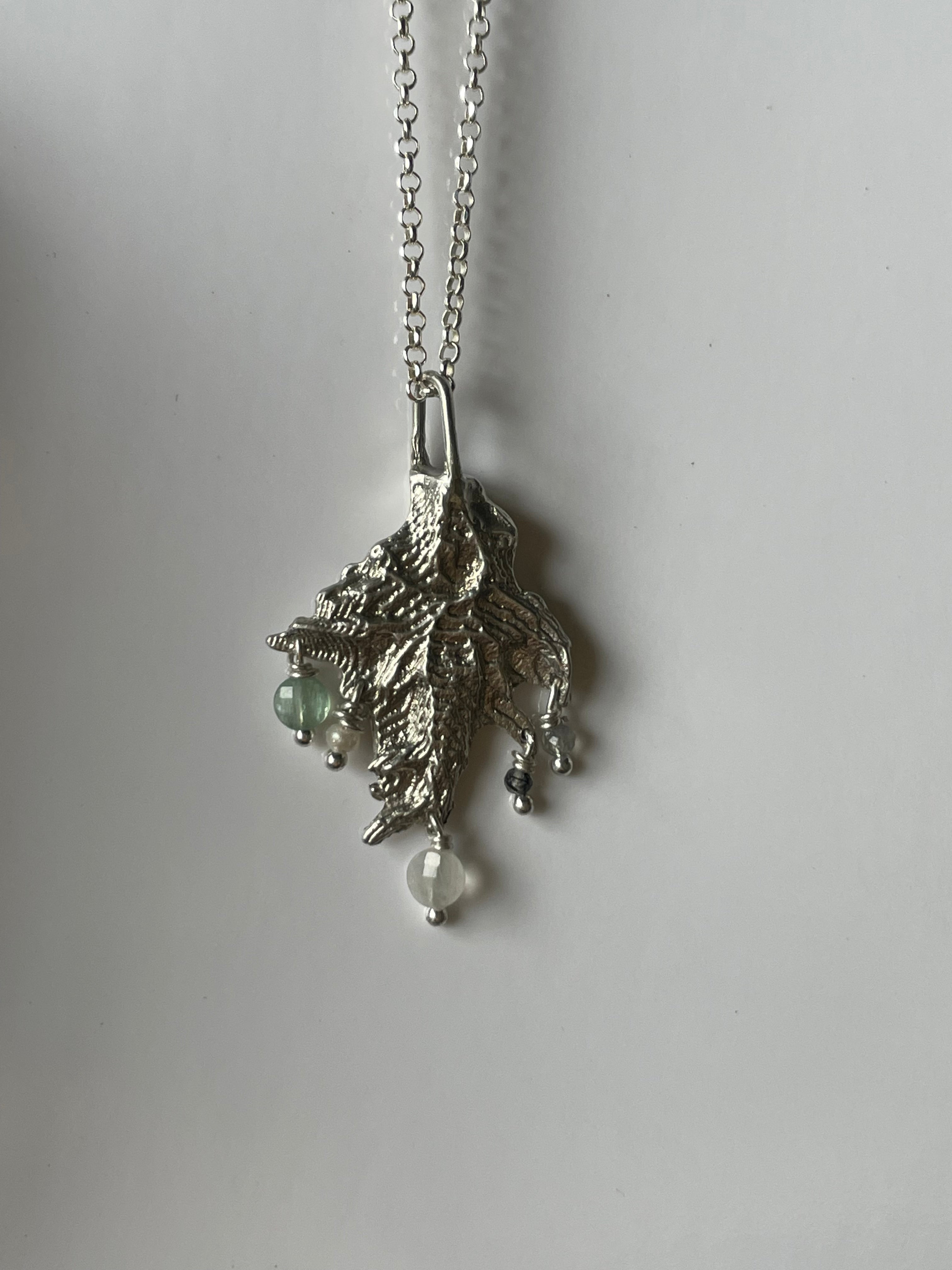 BETA Pendant with beads