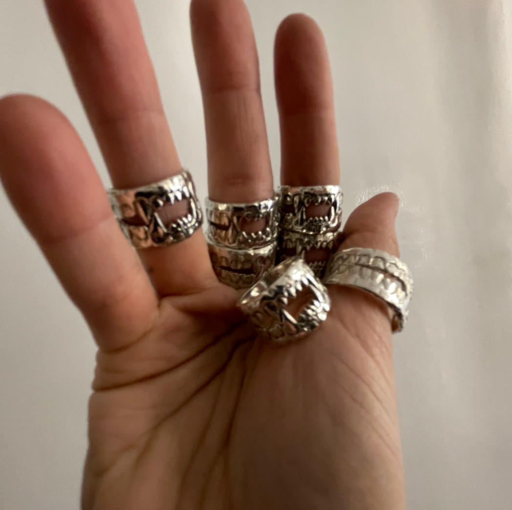 BE KOLD Ring