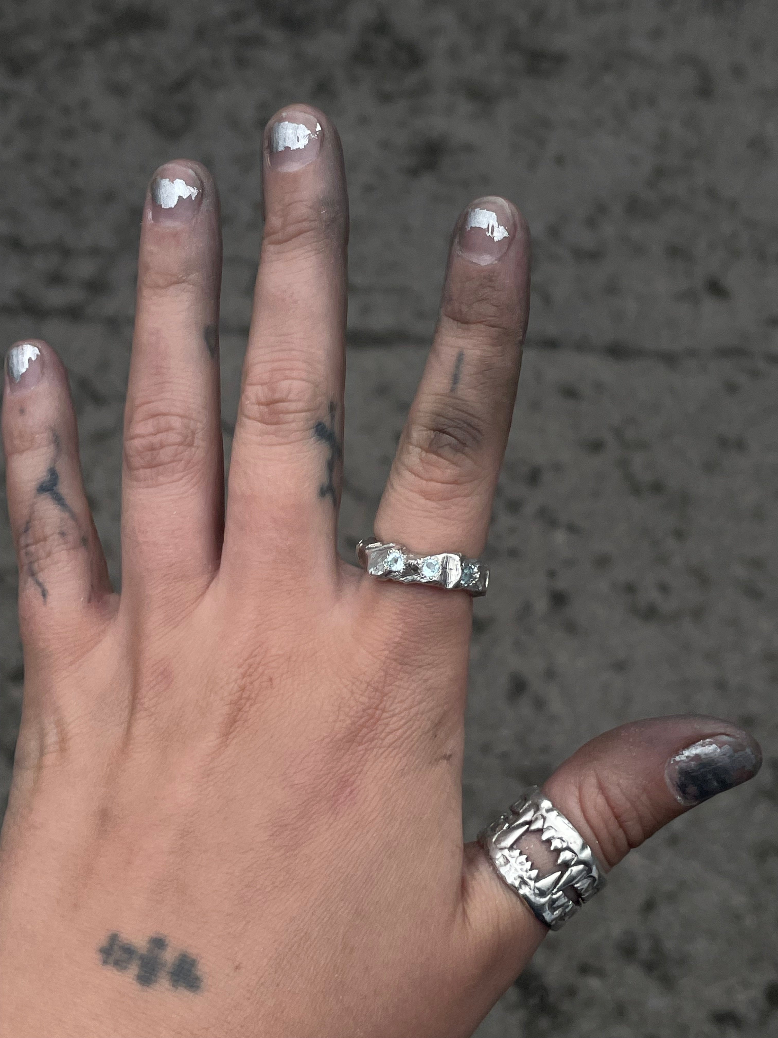 JÖKULL Ring 3x blue topaz