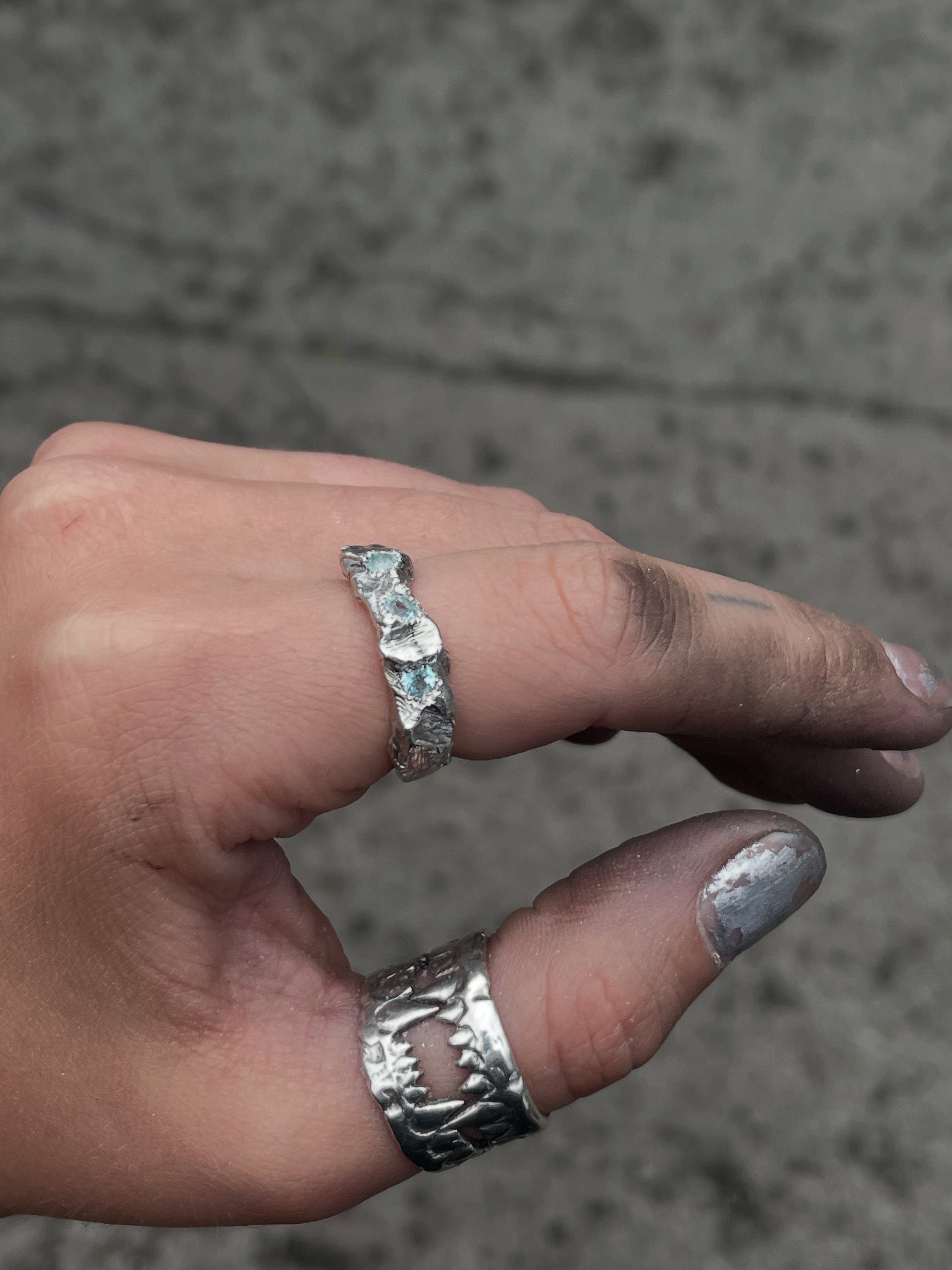 JÖKULL Ring 3x blue topaz