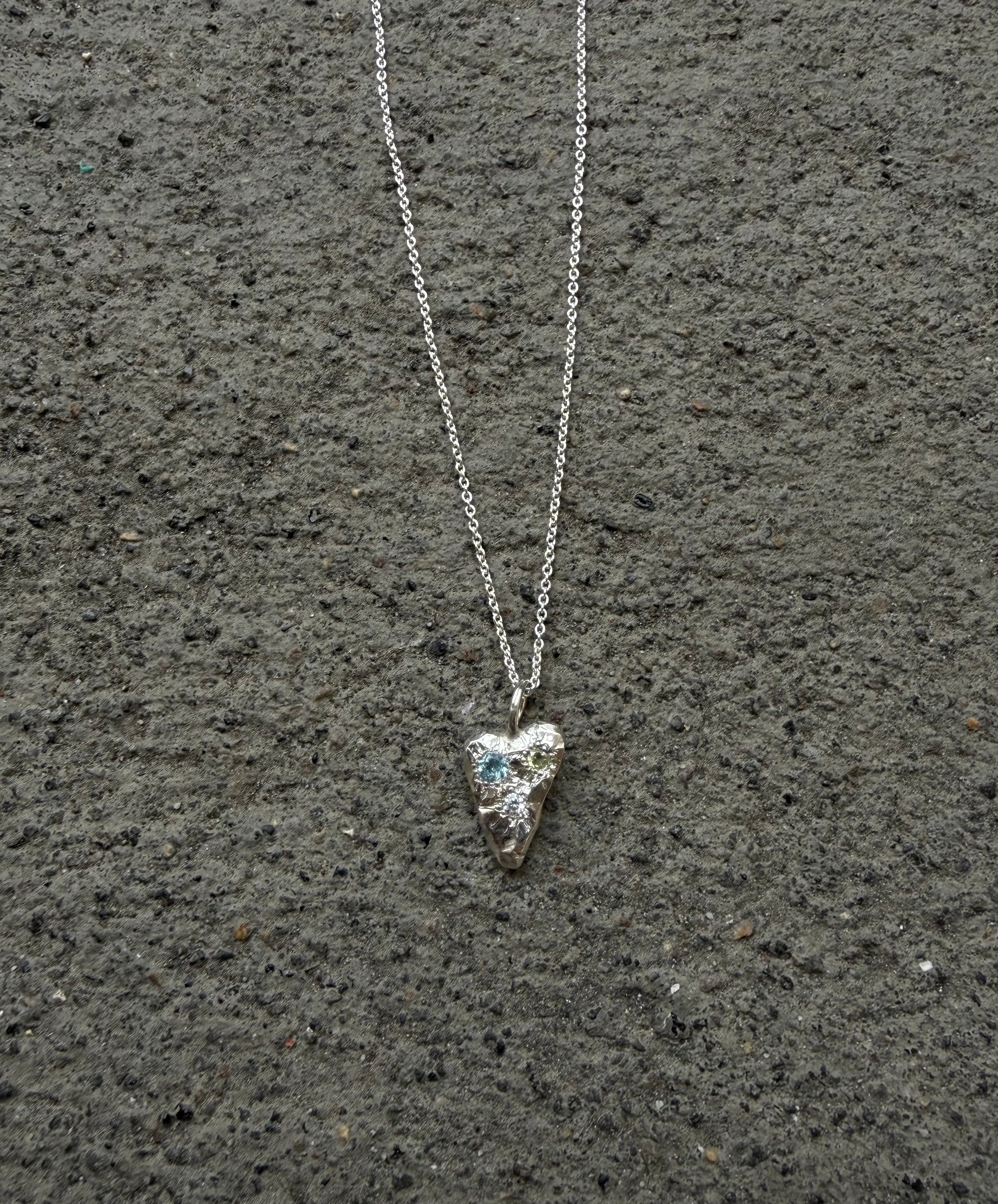 MY HEART Pendant 3x stones