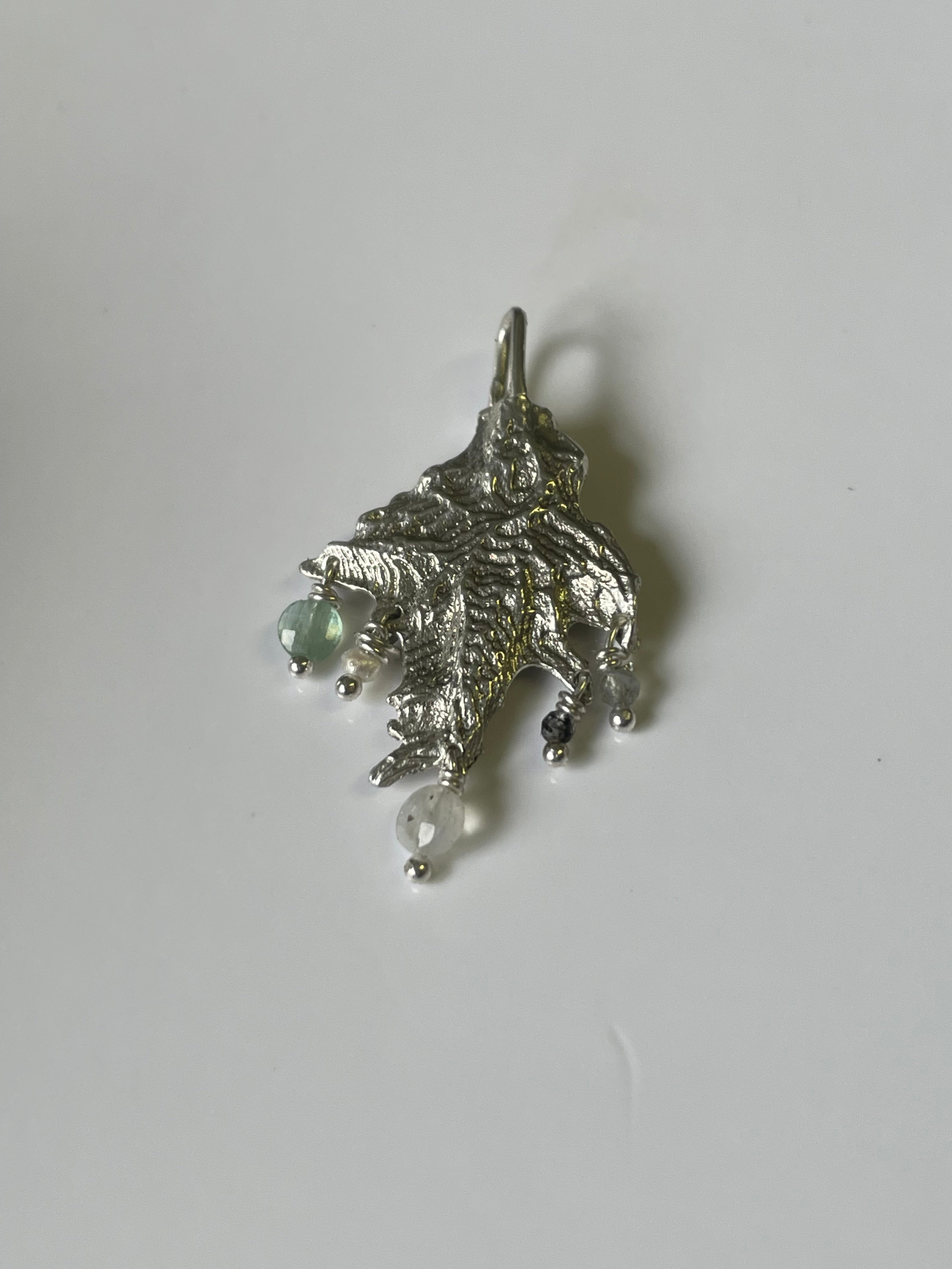BETA Pendant with beads