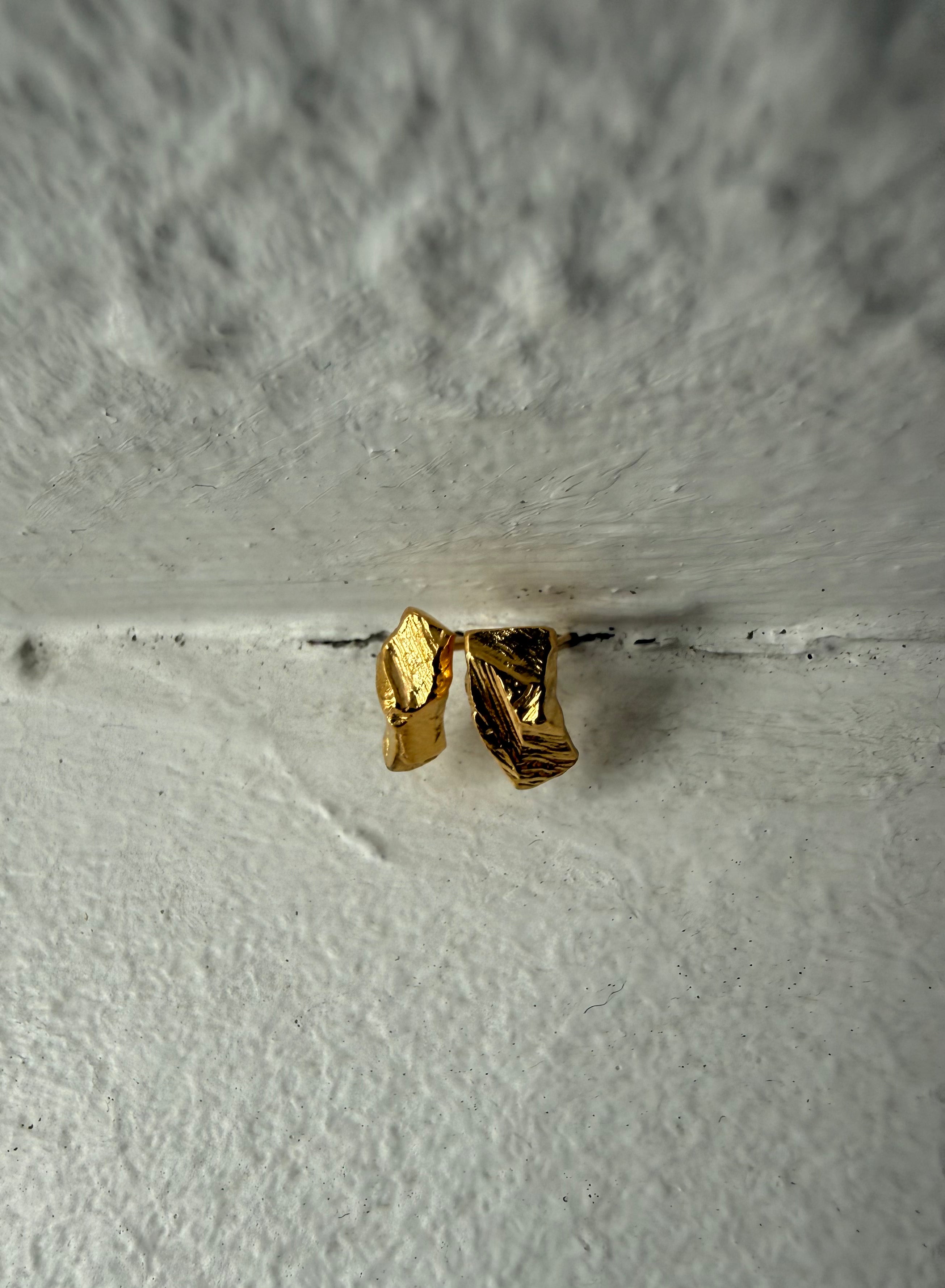 JÖKULL Stud Earrings