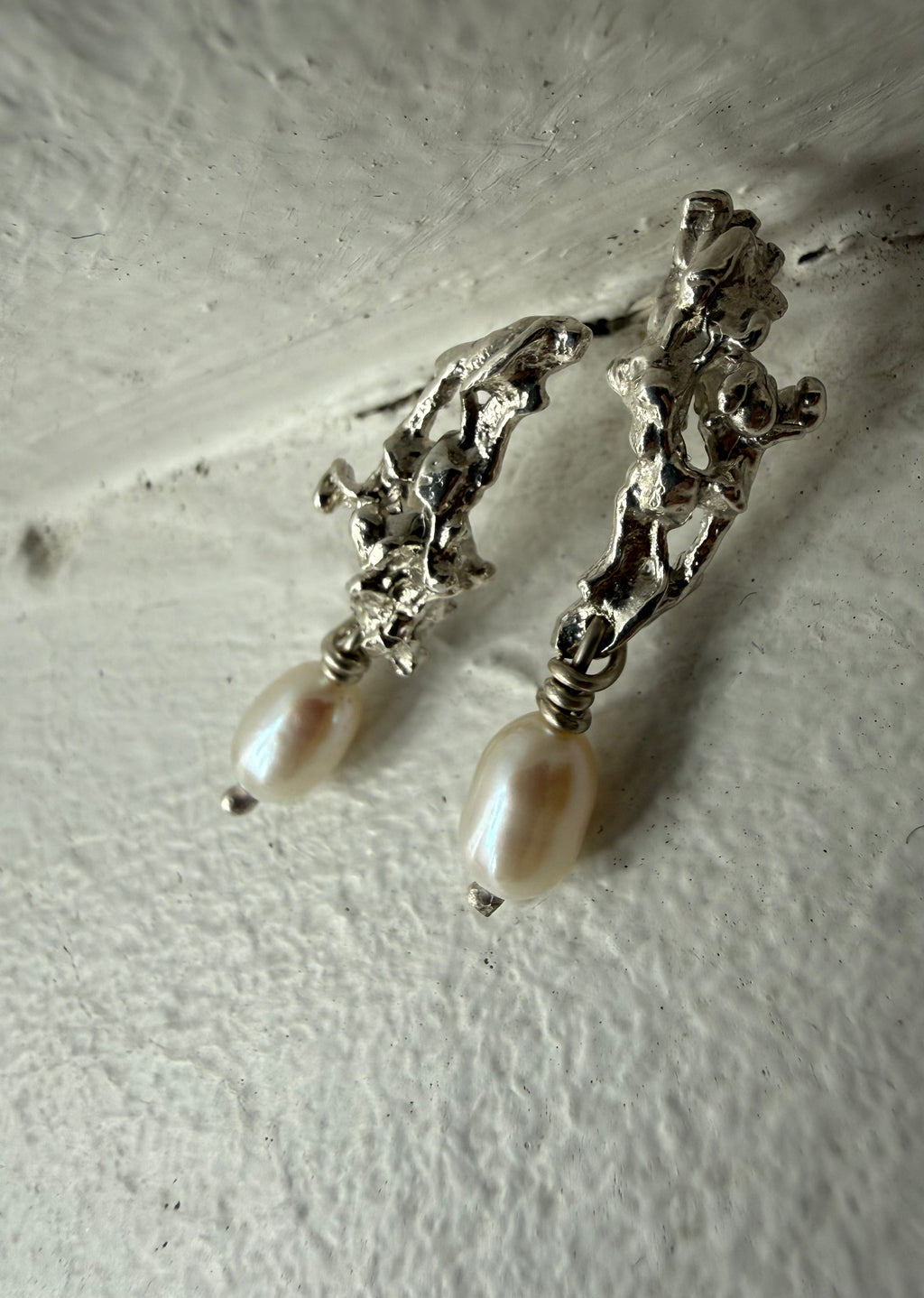 ASSA Stud earrings with pearls