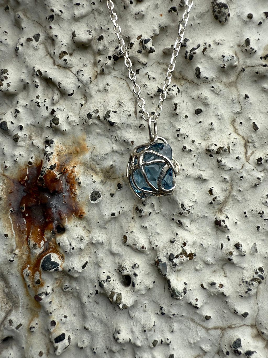 Crystal pendant