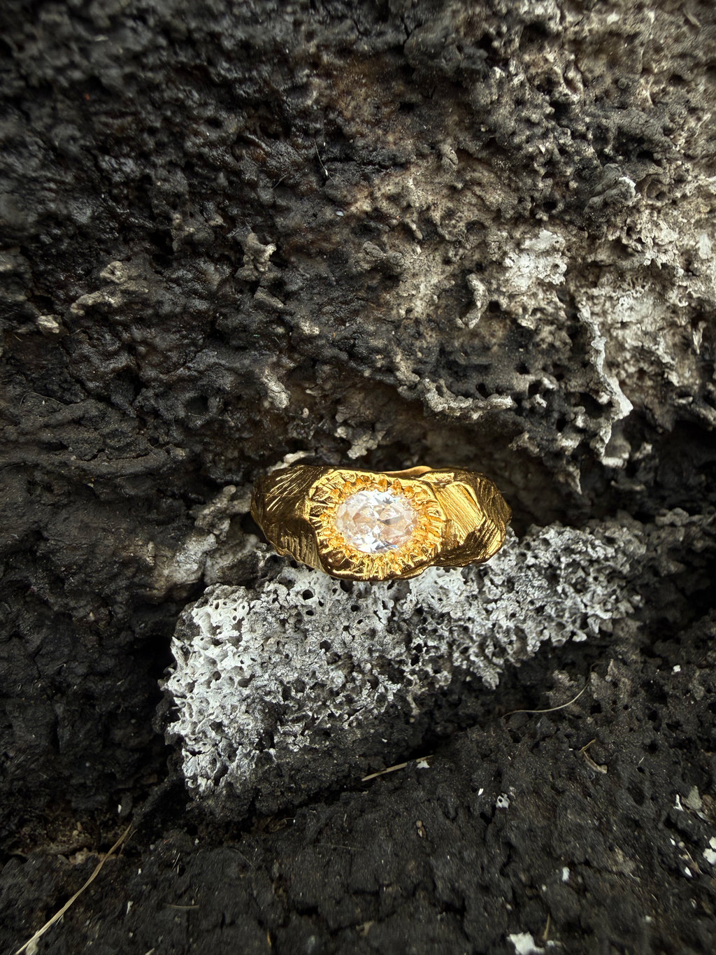 EYJA Ring GOLD PLATED - Cubic zirkonia