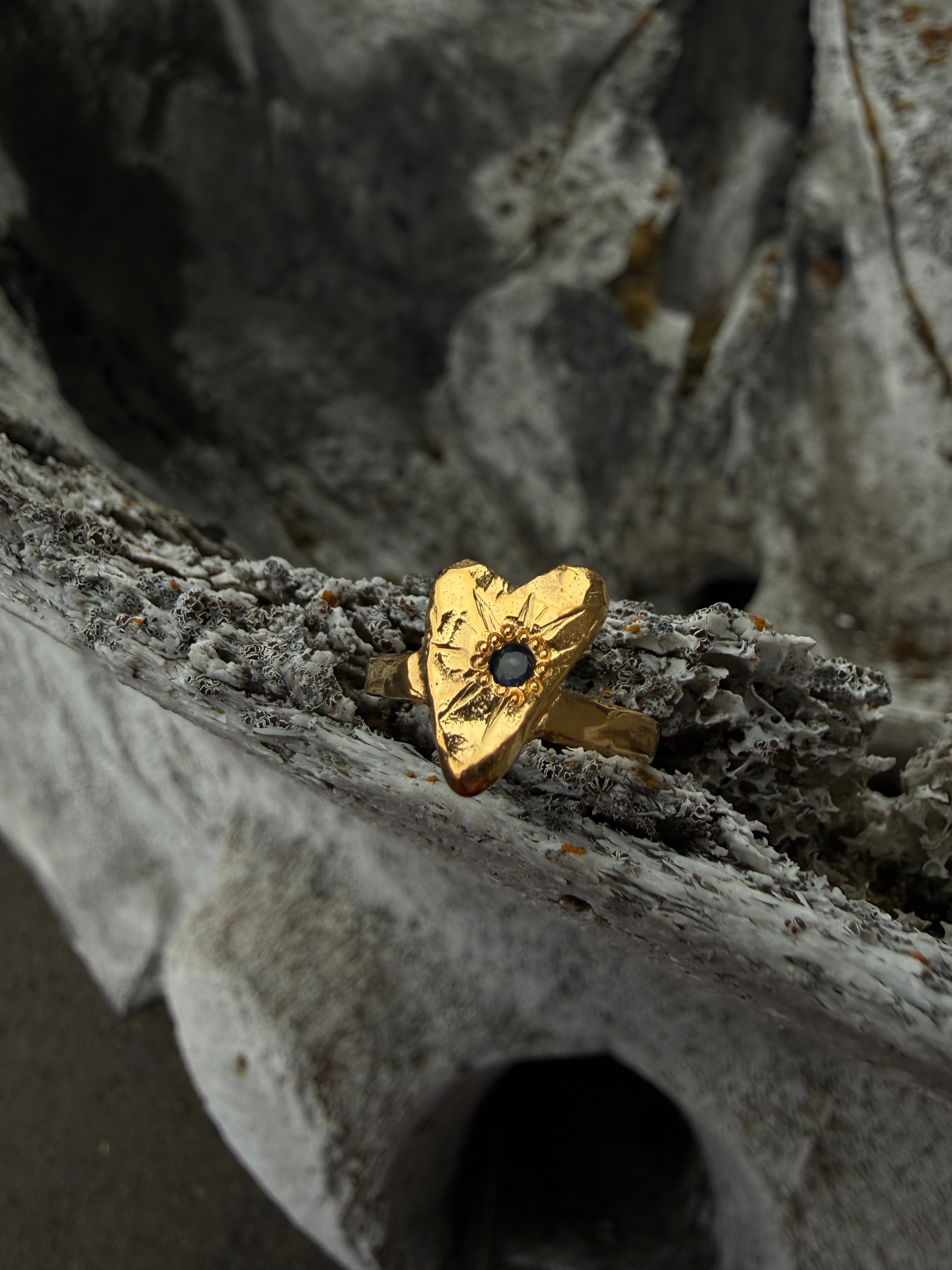 MY HEART Ring GOLD PLATED - Blue sapphire
