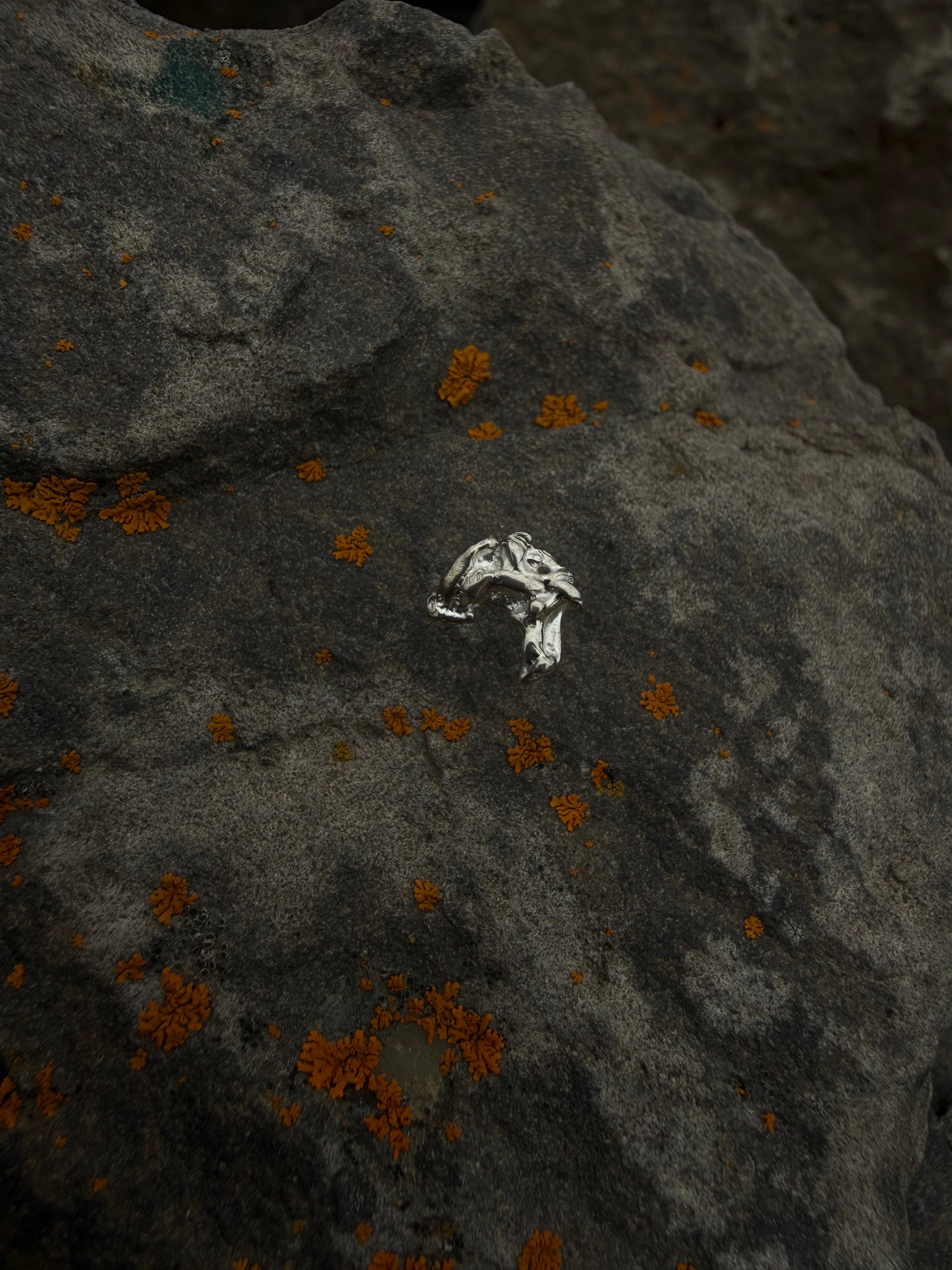 SIRKA Stud earrings