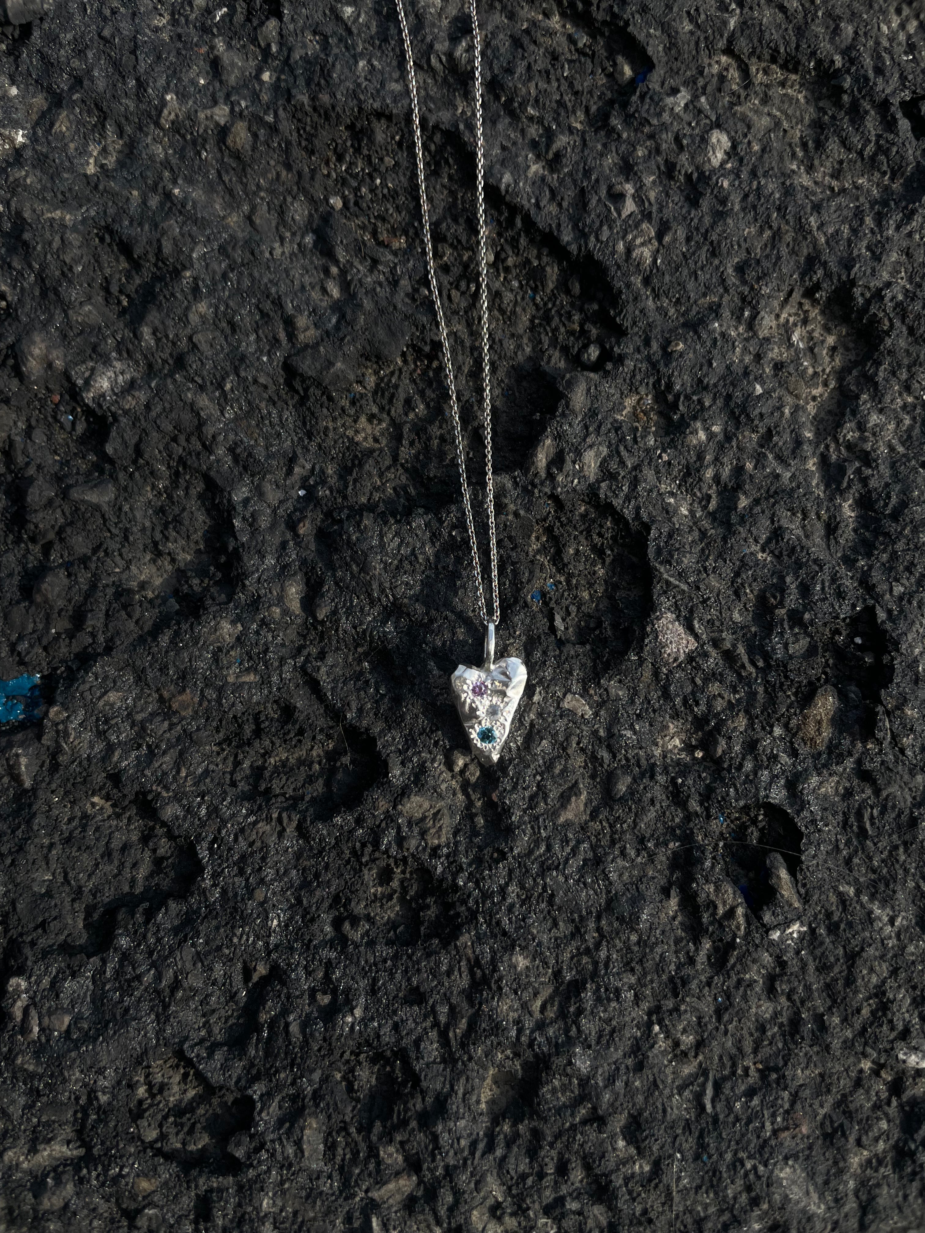 MY HEART Pendant 3x Stones