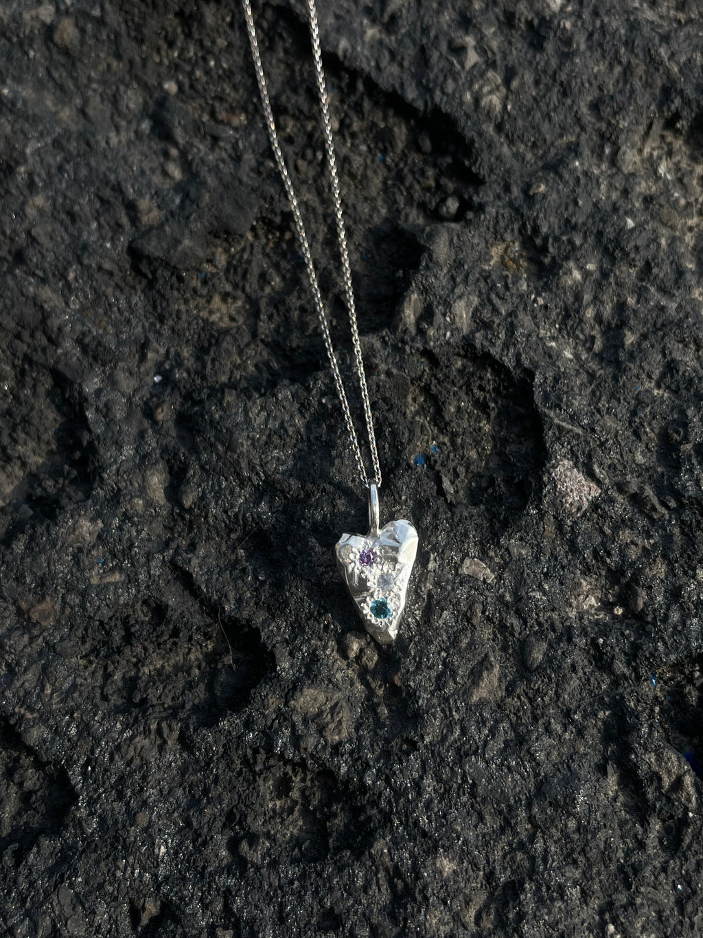 MY HEART Pendant 3x Stones