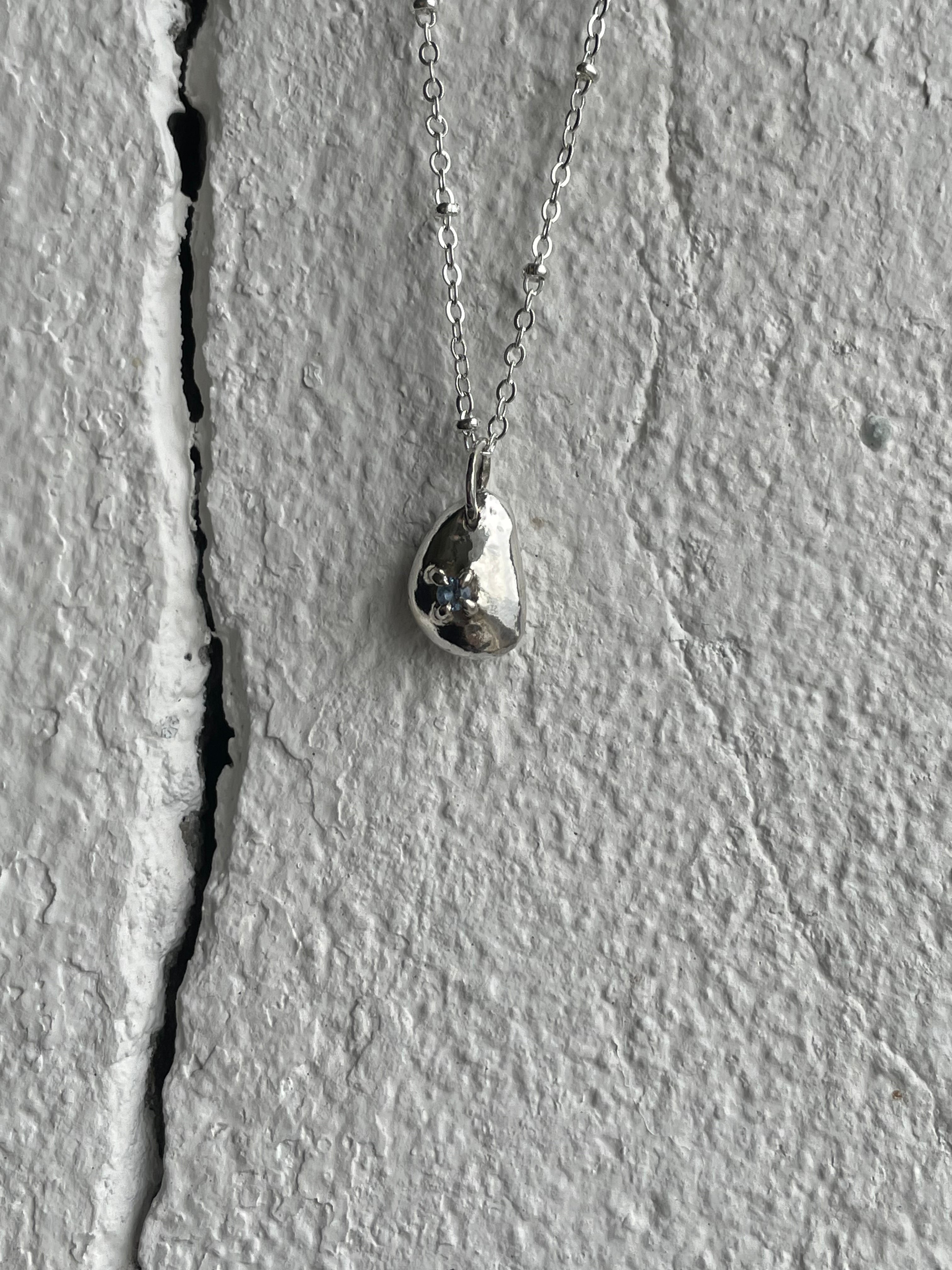 Drop pendant