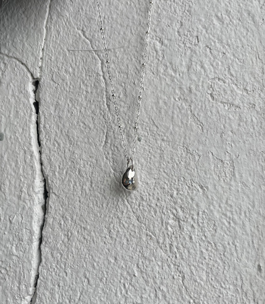 Drop pendant